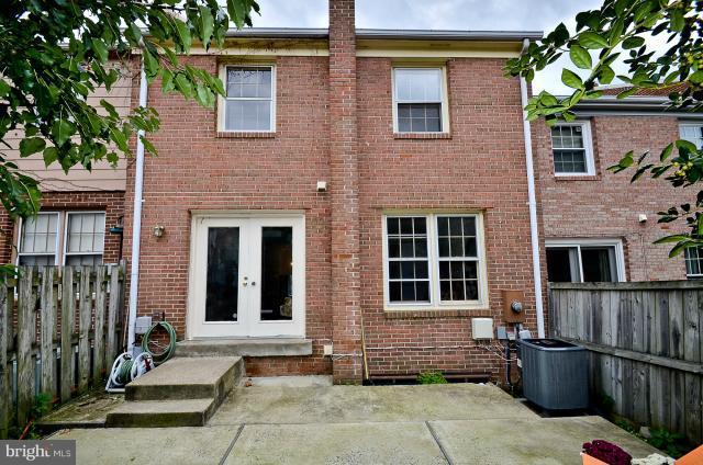 8110 Rhodell Lane Springfield, VA 22153 - Photo 25 of 29 Exterior (Rear)