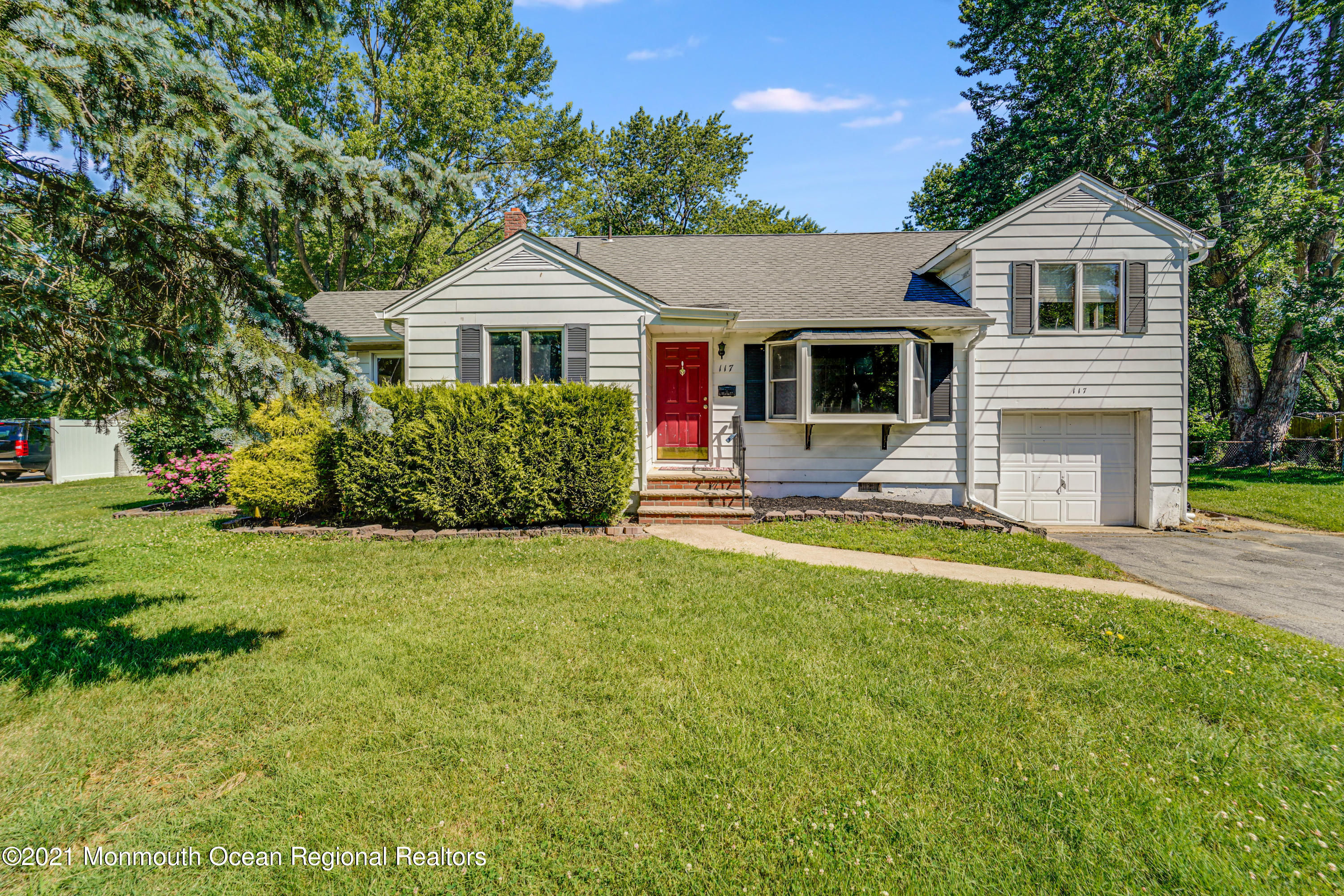 117 Cherry Tree Farm Road Middletown, NJ 07748 - Photo 1 of 33 fvp07627