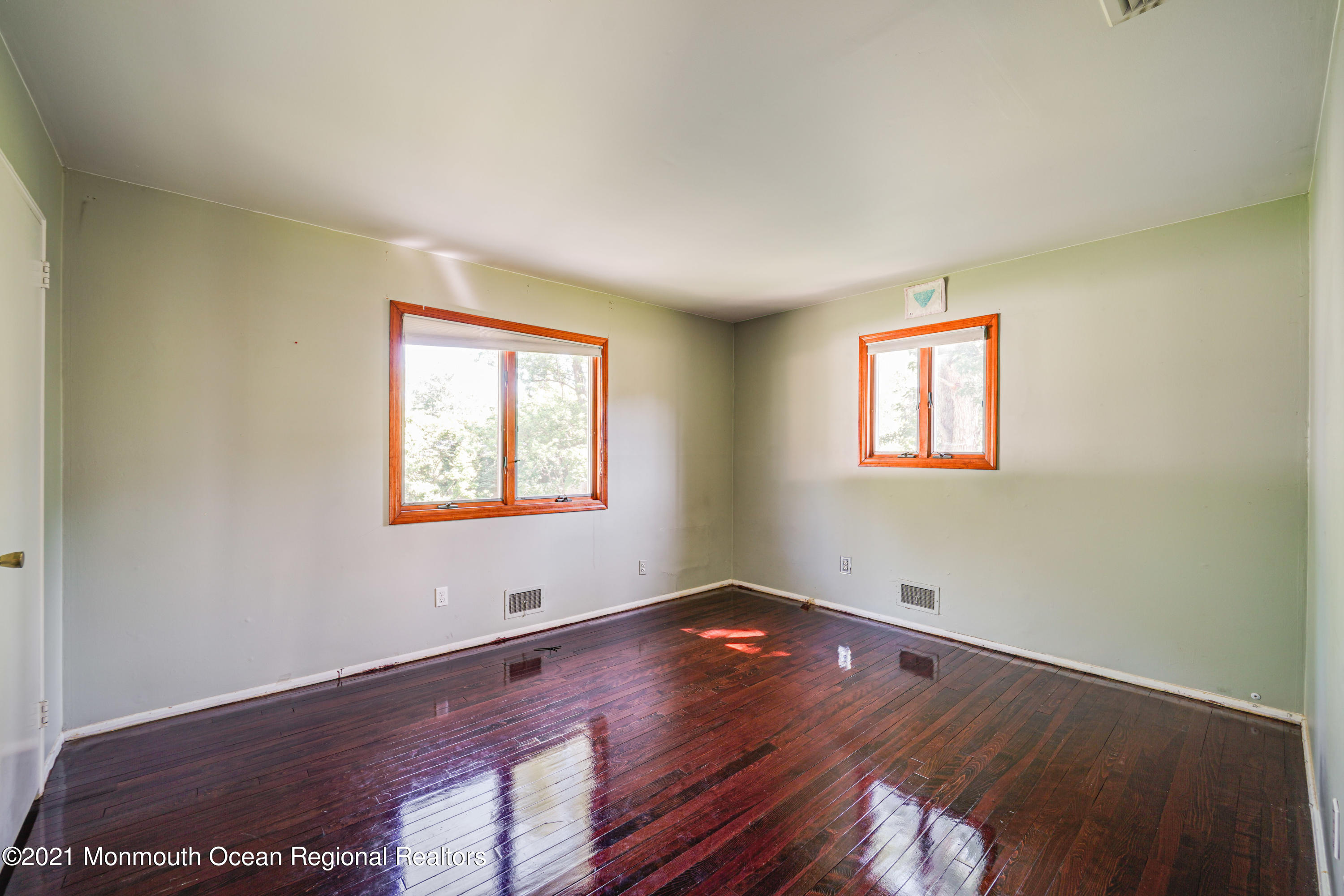 117 Cherry Tree Farm Road Middletown, NJ 07748 - Photo 20 of 33 fvp07717