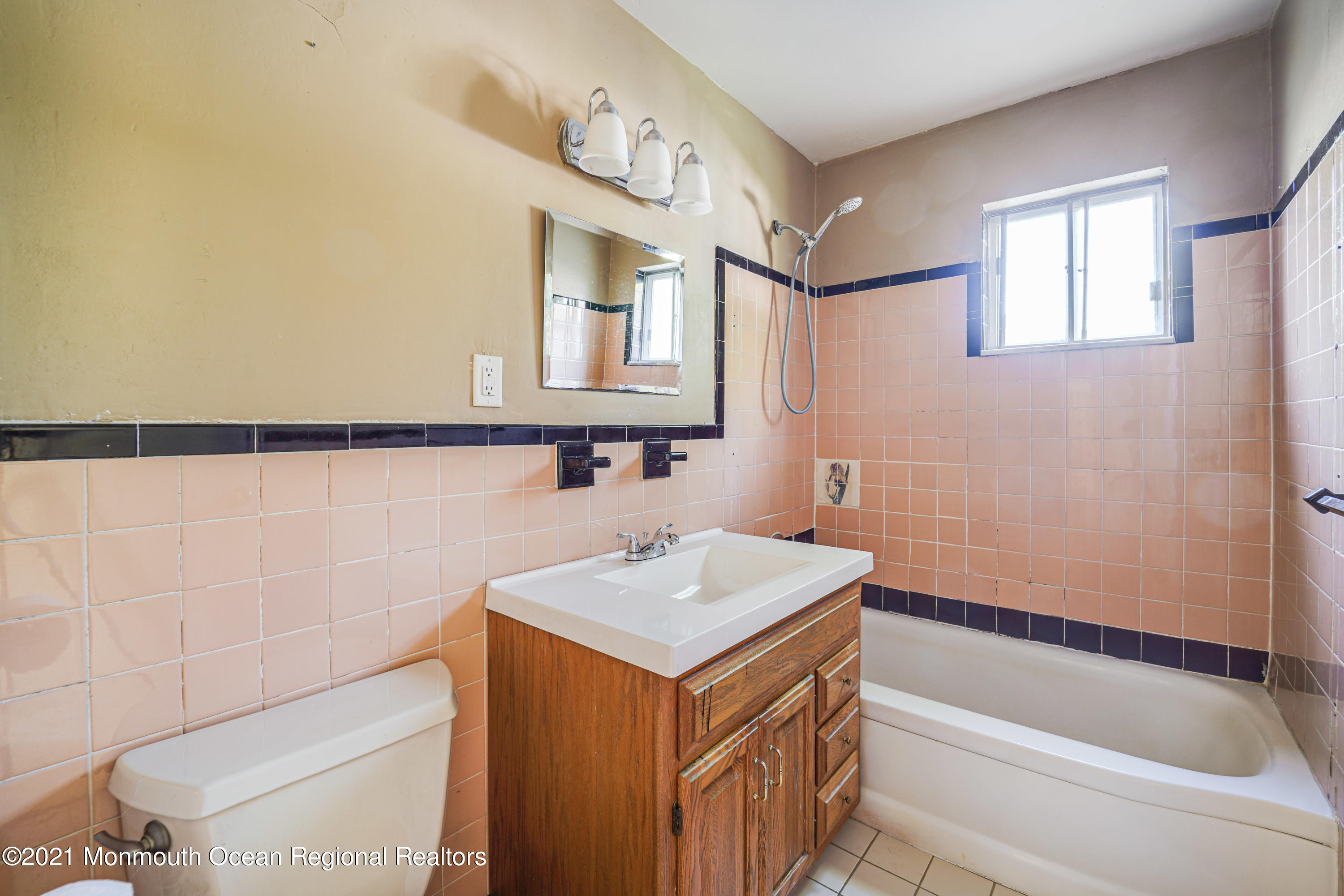 117 Cherry Tree Farm Road Middletown, NJ 07748 - Photo 24 of 33 fvp07693
