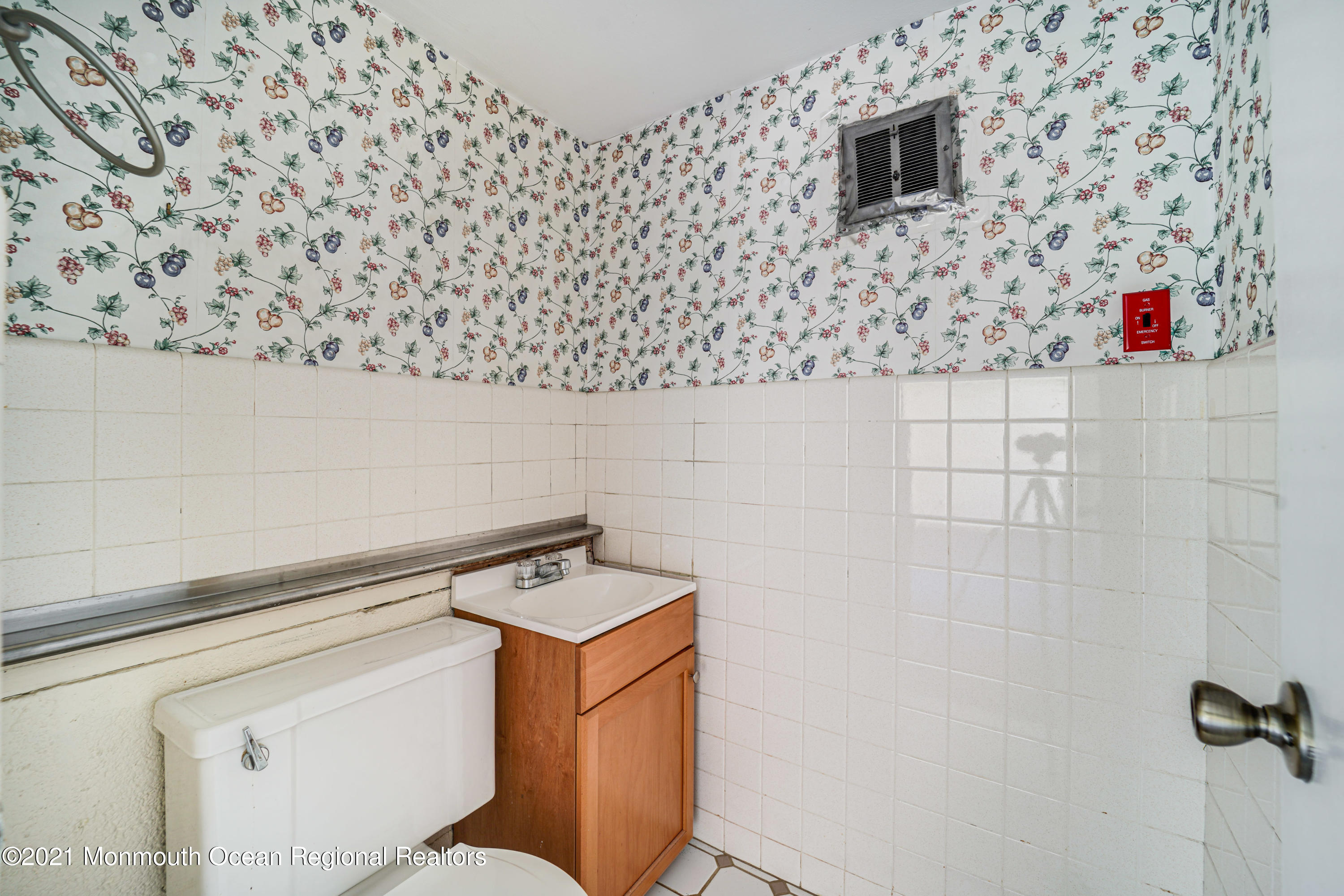 117 Cherry Tree Farm Road Middletown, NJ 07748 - Photo 26 of 33 fvp07651