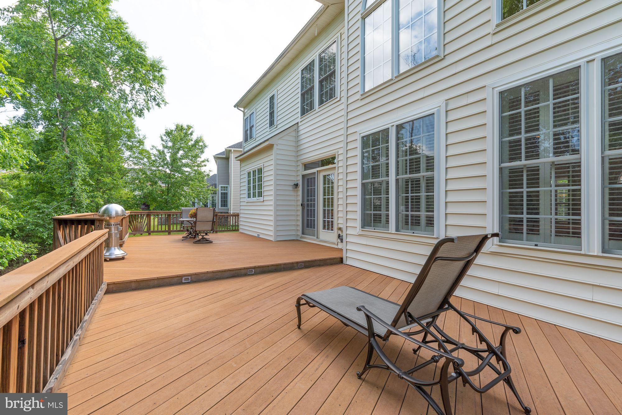 24800 Shells Way Aldie, VA 20105 - Photo 28 of 30 Exterior (Rear)