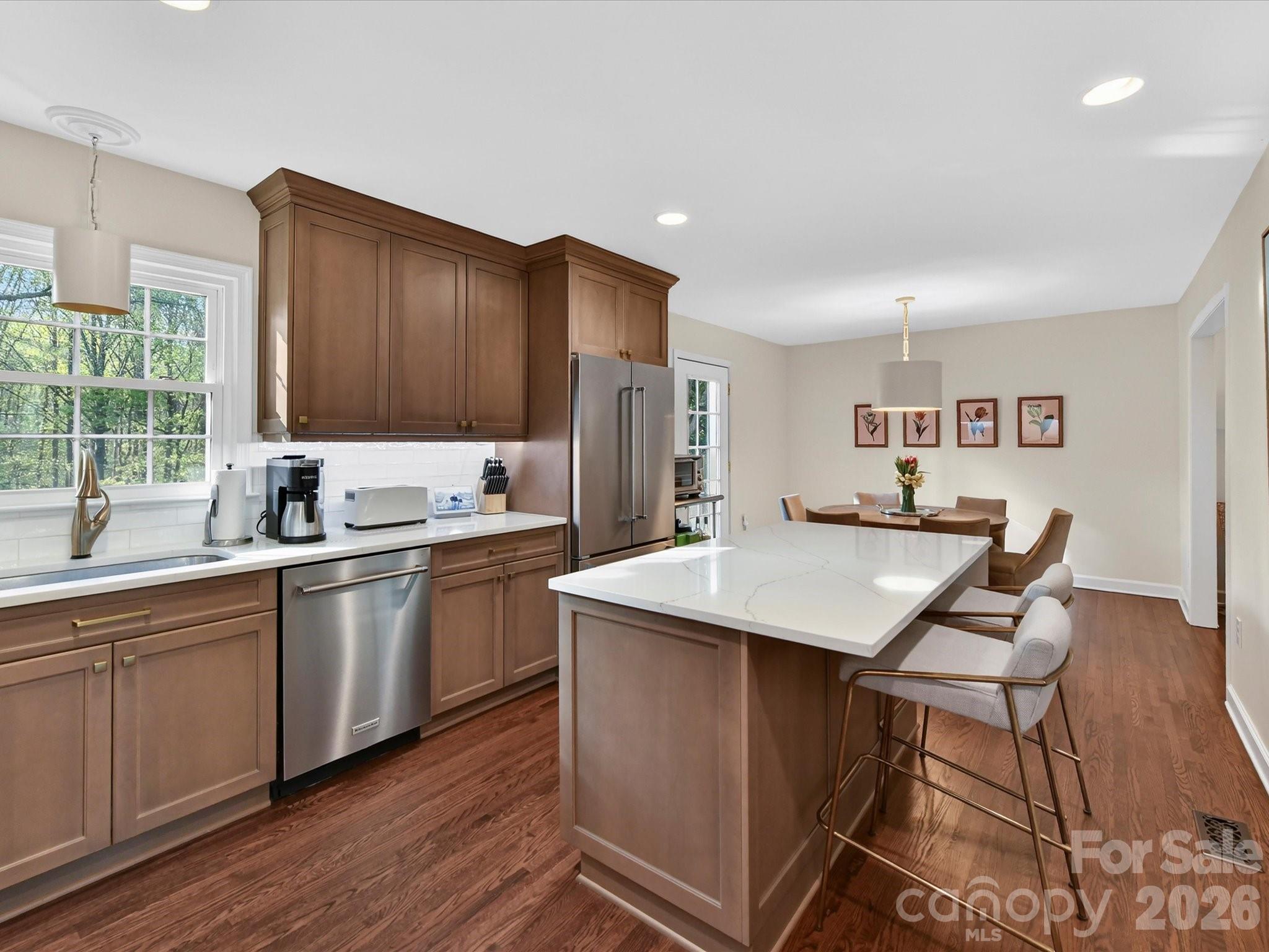 3719 Huckleberry Road Charlotte, NC 28210 - Photo 10 of 40 Gallery Image 10
