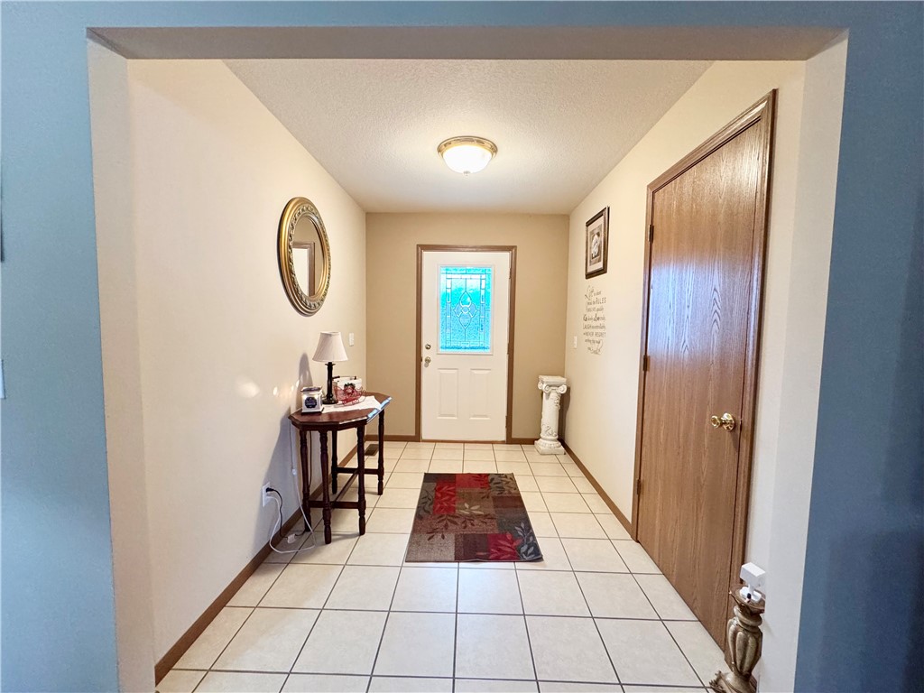 6 Ridgefield Lane Charleston, IL 61920 - Photo 12 of 12 Gallery Image 12