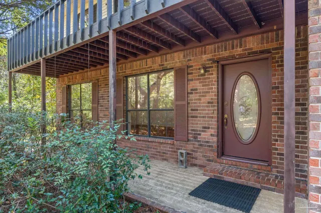 $499,000 | 2625 Wilde Lake Boulevard, Pensacola, FL 32526