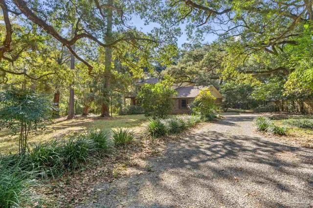 $499,000 | 2625 Wilde Lake Boulevard, Pensacola, FL 32526