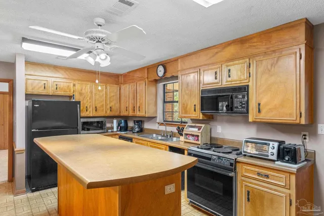 $499,000 | 2625 Wilde Lake Boulevard, Pensacola, FL 32526