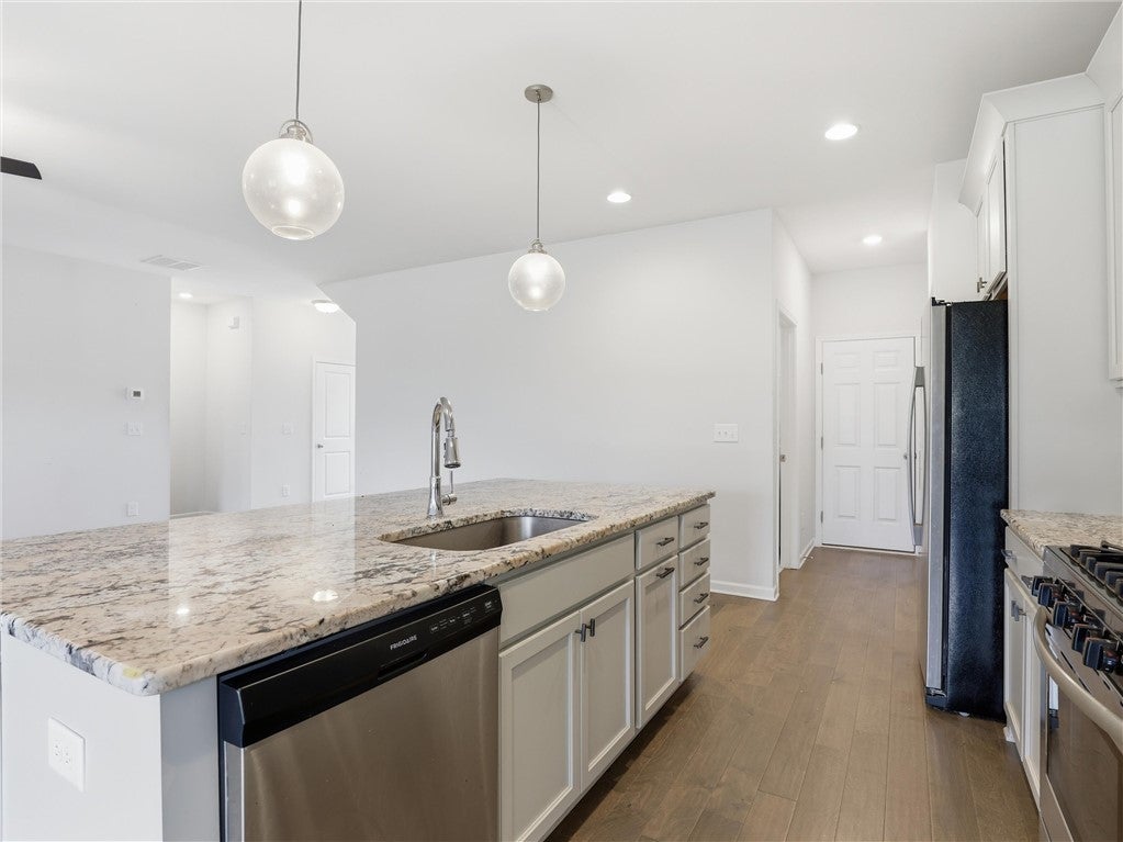 614 McKinley Lane Opelika, AL 36804 - Photo 13 of 41 Gallery Image 13