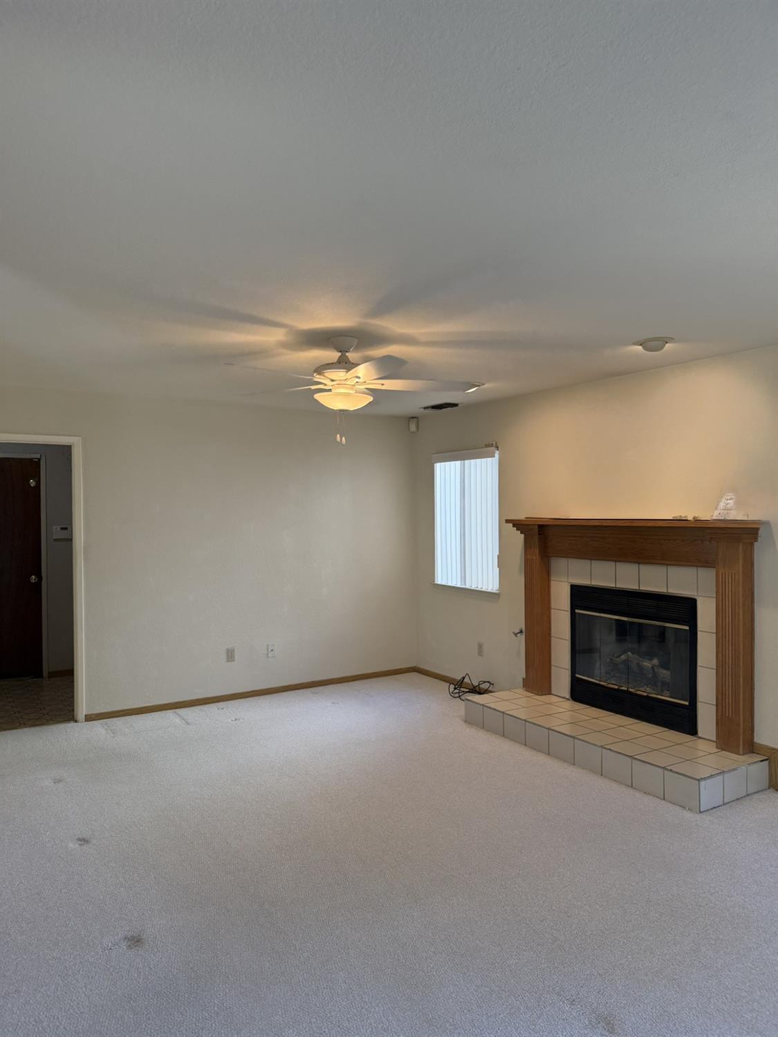 2056 Elwin Way Modesto, CA 95350 - Photo 13 of 28