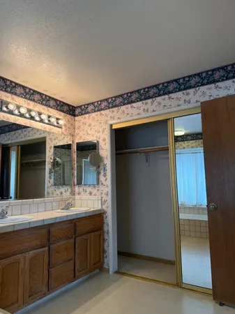 $475,000 | 2056 Elwin Way, Modesto, CA 95350