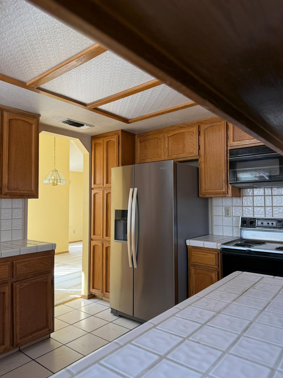 2056 Elwin Way Modesto, CA 95350 - Photo 10 of 28