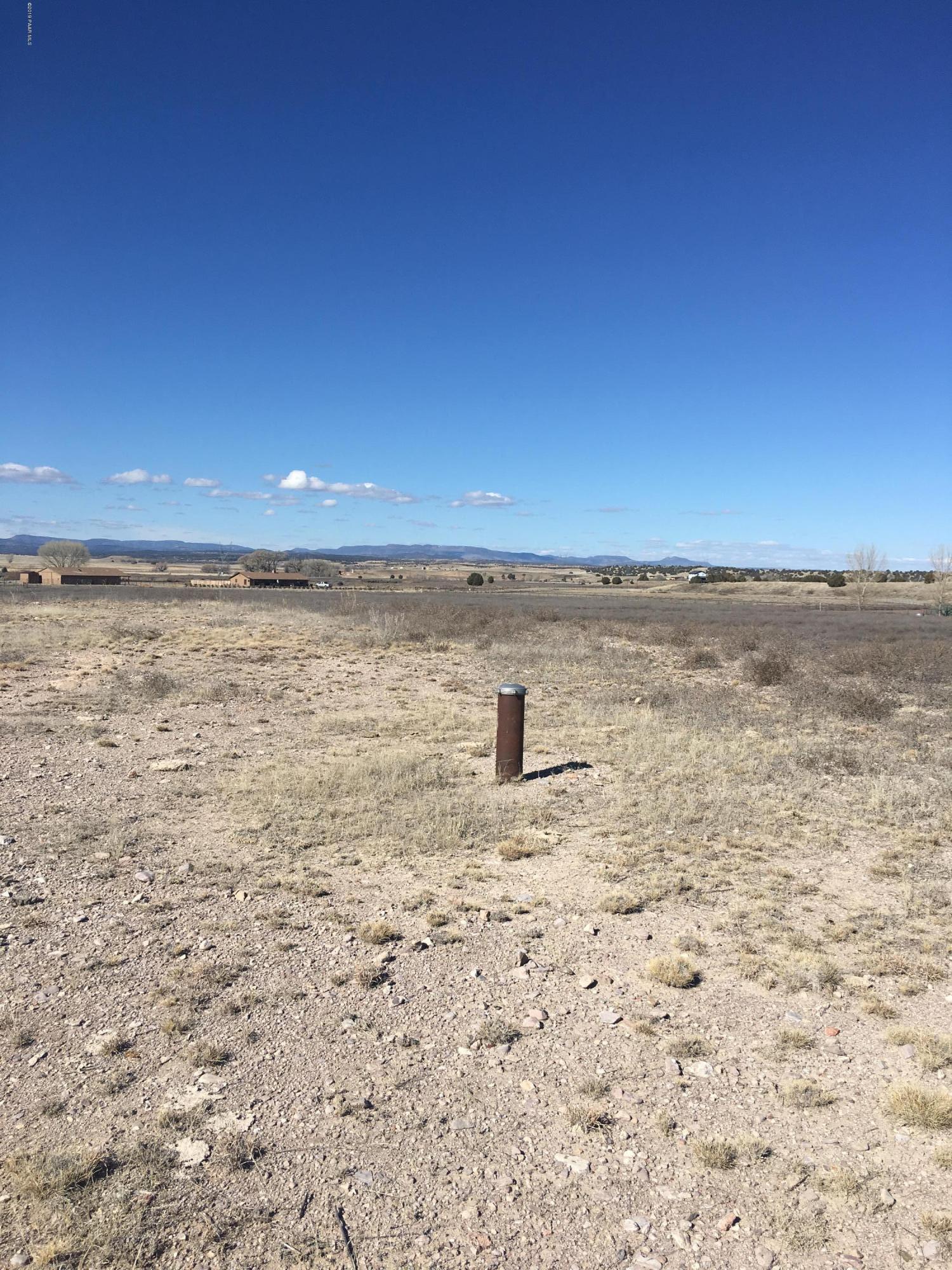 18375 North Lower Territory Road Prescott, AZ 86305 - Photo 3 of 15 Wellhead