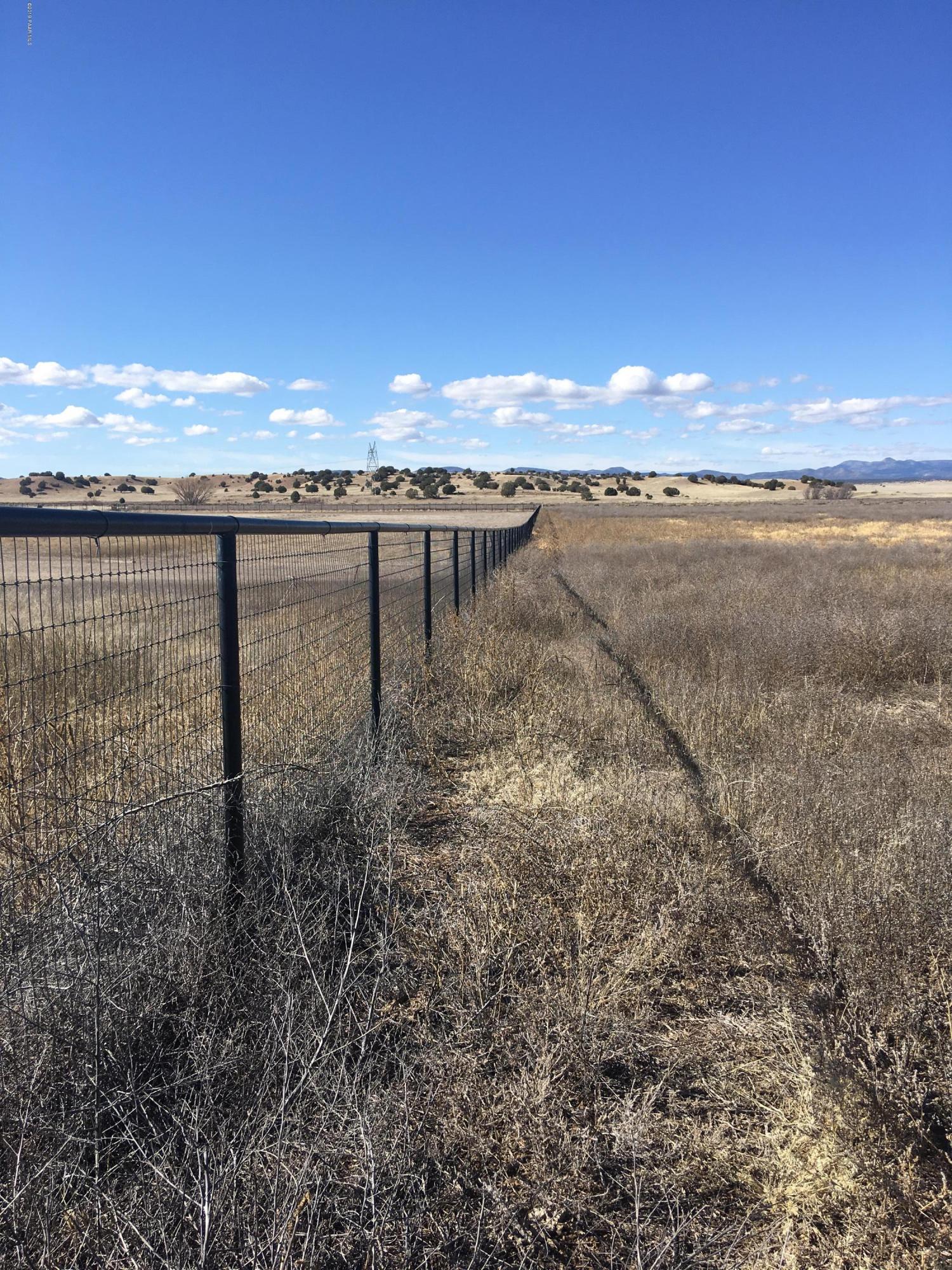 18375 North Lower Territory Road Prescott, AZ 86305 - Photo 7 of 15 Southern Fenceline