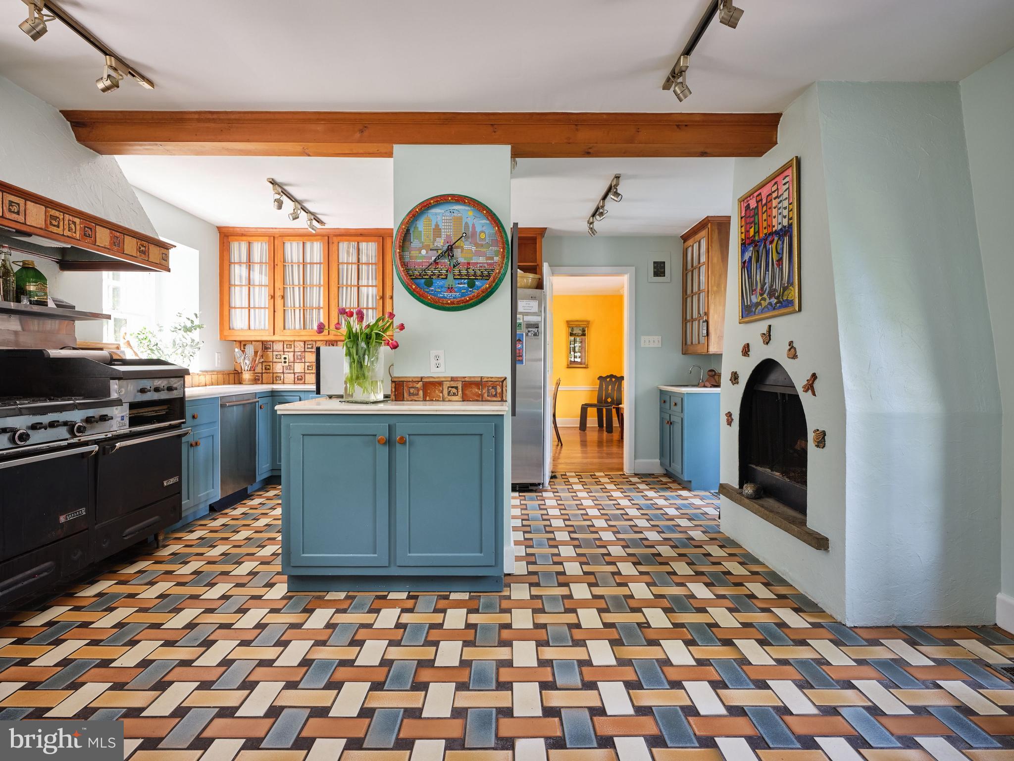 933 Old Gulph Road Bryn Mawr, PA 19010 - Photo 12 of 32