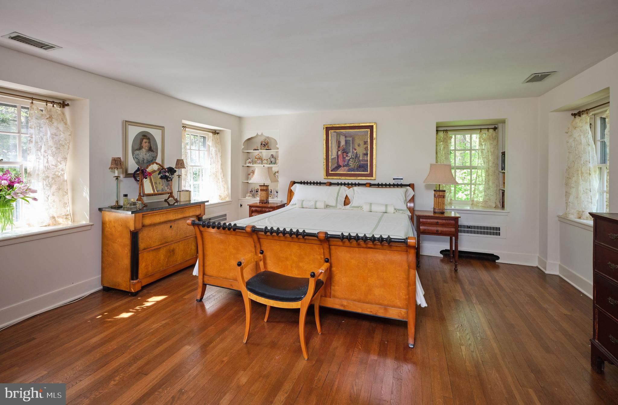 933 Old Gulph Road Bryn Mawr, PA 19010 - Photo 15 of 32