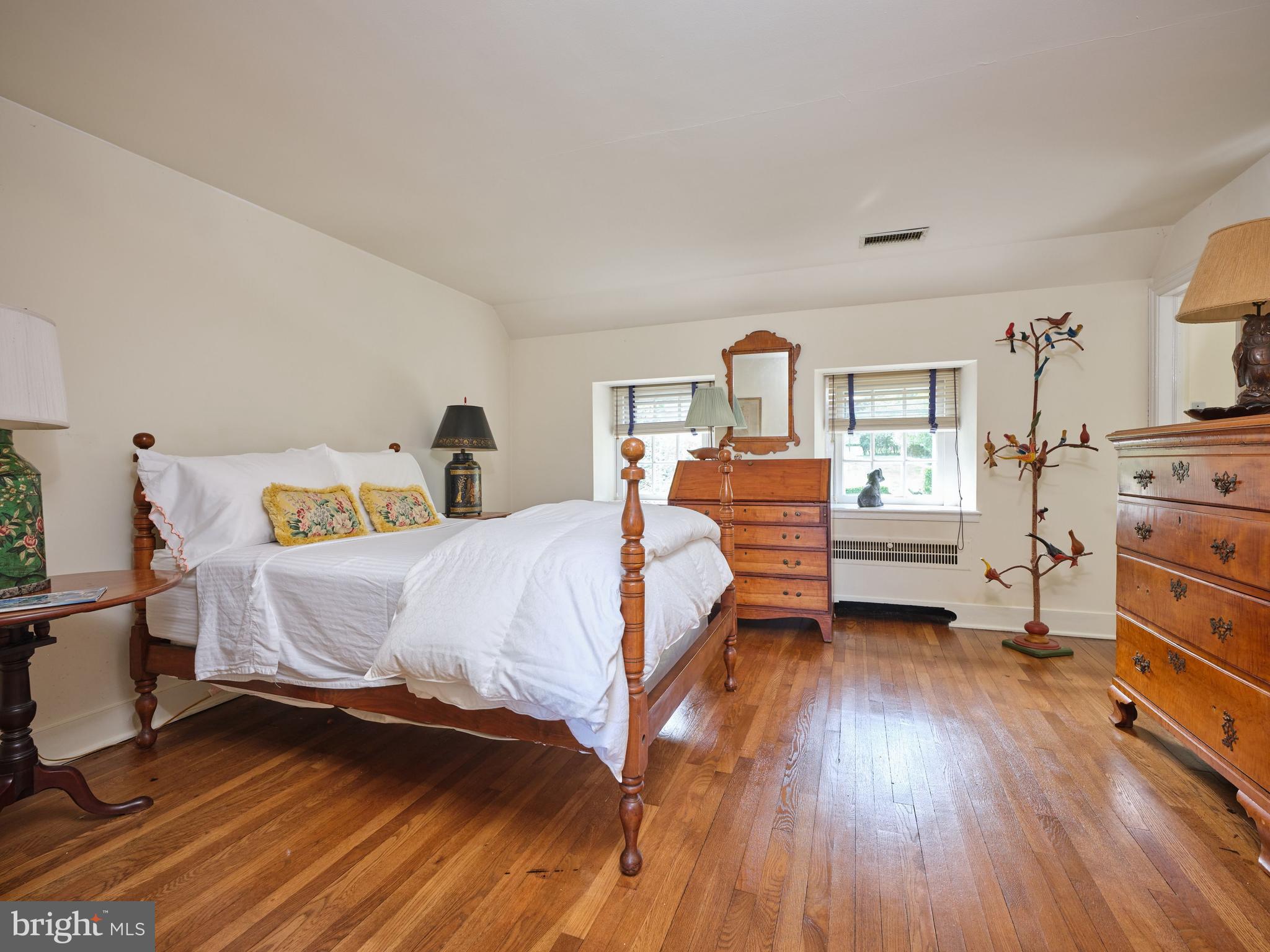 933 Old Gulph Road Bryn Mawr, PA 19010 - Photo 17 of 32