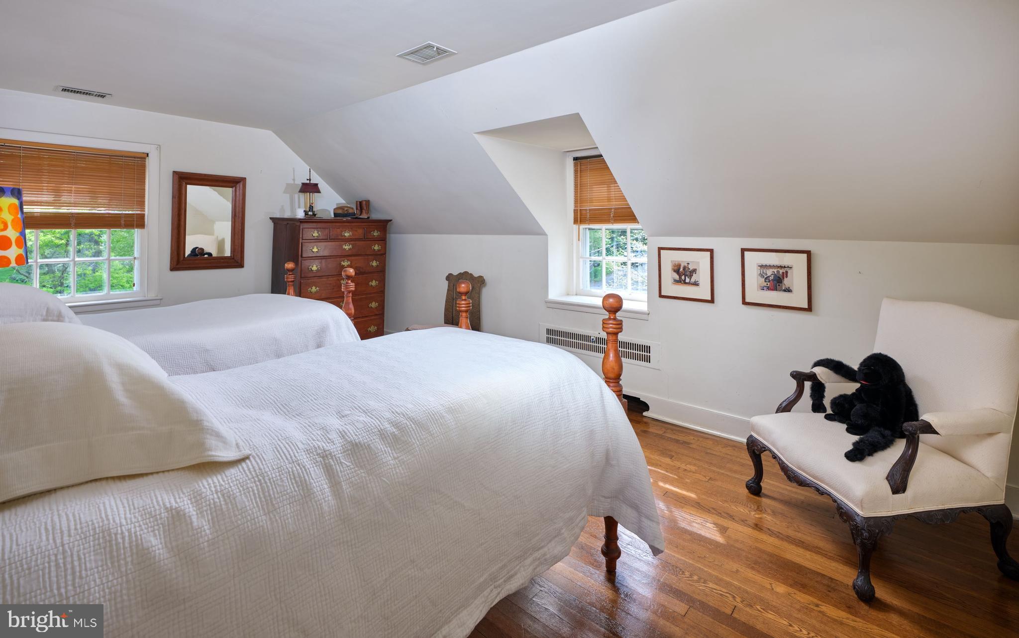 933 Old Gulph Road Bryn Mawr, PA 19010 - Photo 20 of 32