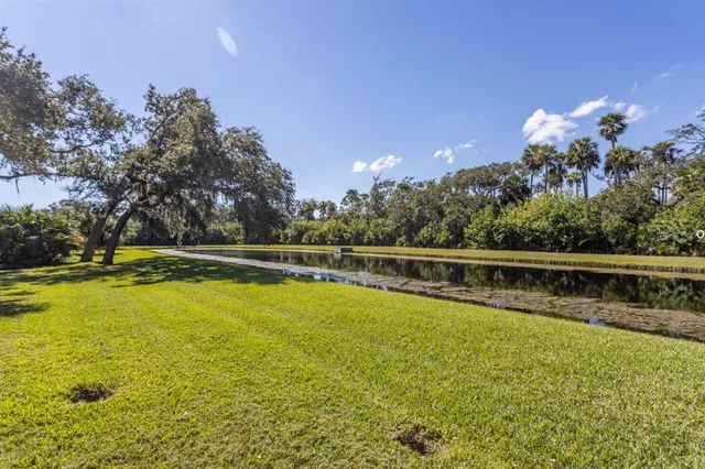 $698,500 | 65 North Riverwalk Drive, Palm Coast, FL 32137