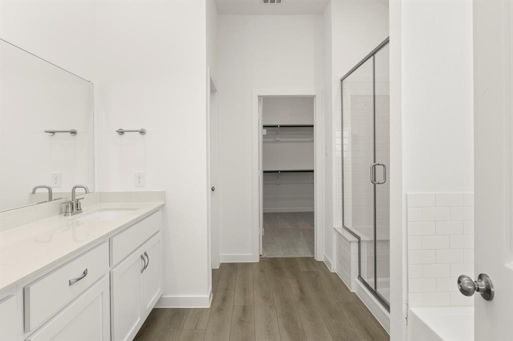 1903 Boston Way Princeton, TX 75407 - Photo 21 of 27 21. 1903 Boston - Bath (2)