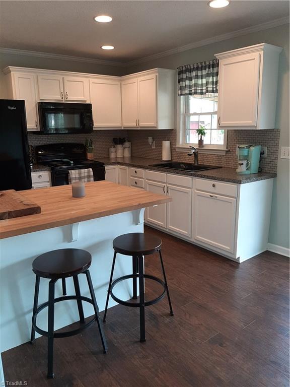 1140 Capella Ridge Road King, NC 27021 - Photo 6 of 23 Gallery Image 6