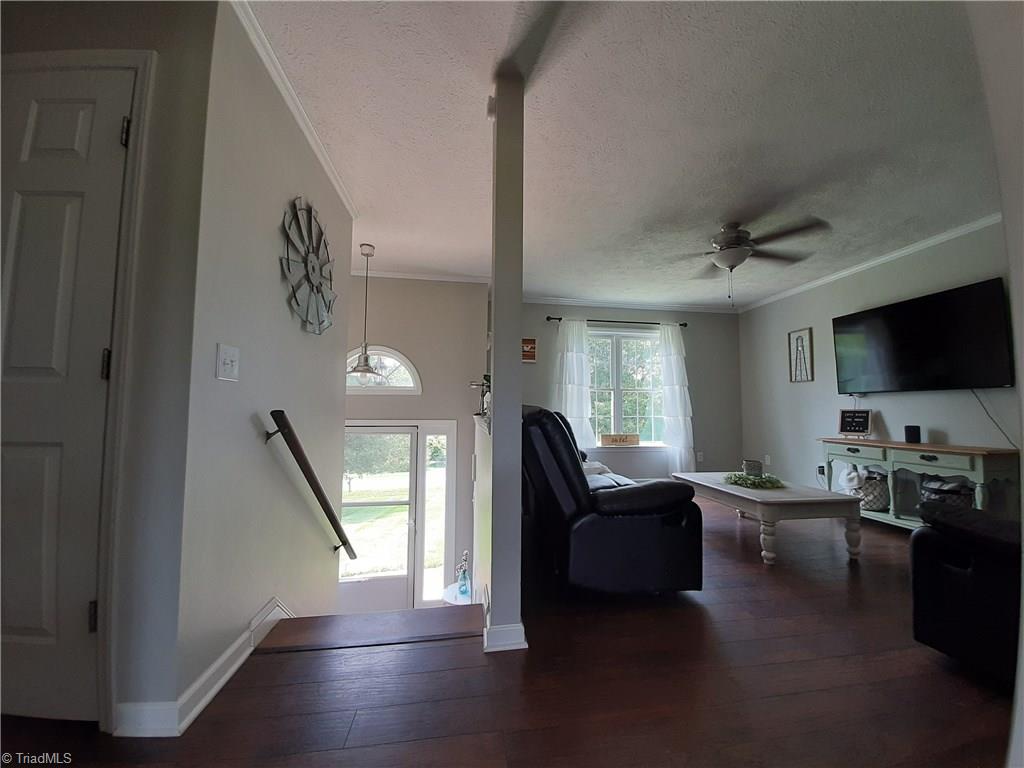 1140 Capella Ridge Road King, NC 27021 - Photo 7 of 23 Gallery Image 7