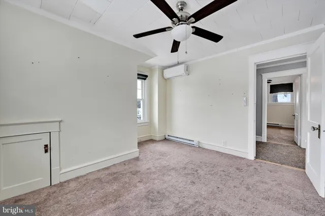 $250,000 | 302 Fleet Street, Pottsville, PA 17901