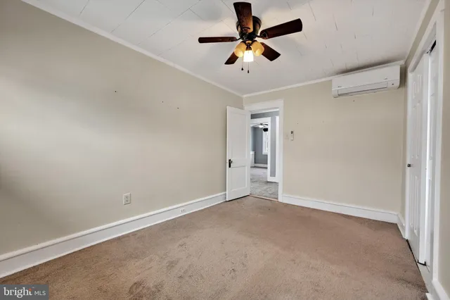 $250,000 | 302 Fleet Street, Pottsville, PA 17901