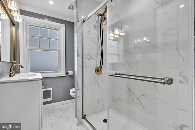 $250,000 | 302 Fleet Street, Pottsville, PA 17901