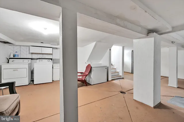 $250,000 | 302 Fleet Street, Pottsville, PA 17901