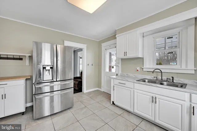 $250,000 | 302 Fleet Street, Pottsville, PA 17901