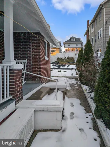 $250,000 | 302 Fleet Street, Pottsville, PA 17901