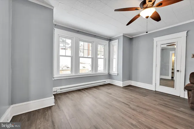 $250,000 | 302 Fleet Street, Pottsville, PA 17901