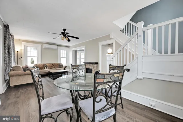 $250,000 | 302 Fleet Street, Pottsville, PA 17901