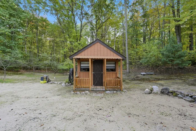 $300,000 | 10368 Schwyz Drive, Reed City, MI 49677