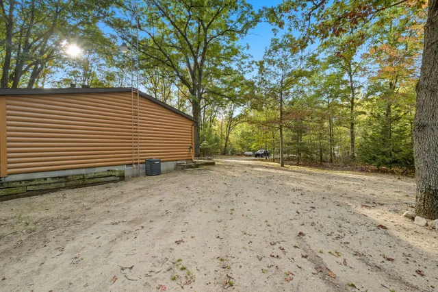 $300,000 | 10368 Schwyz Drive, Reed City, MI 49677