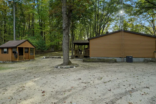 $300,000 | 10368 Schwyz Drive, Reed City, MI 49677