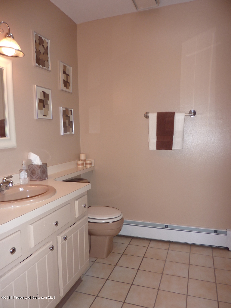 134 Meadowbrook Road Tafton, PA 18464 - Photo 41 of 52 Gallery Image 41