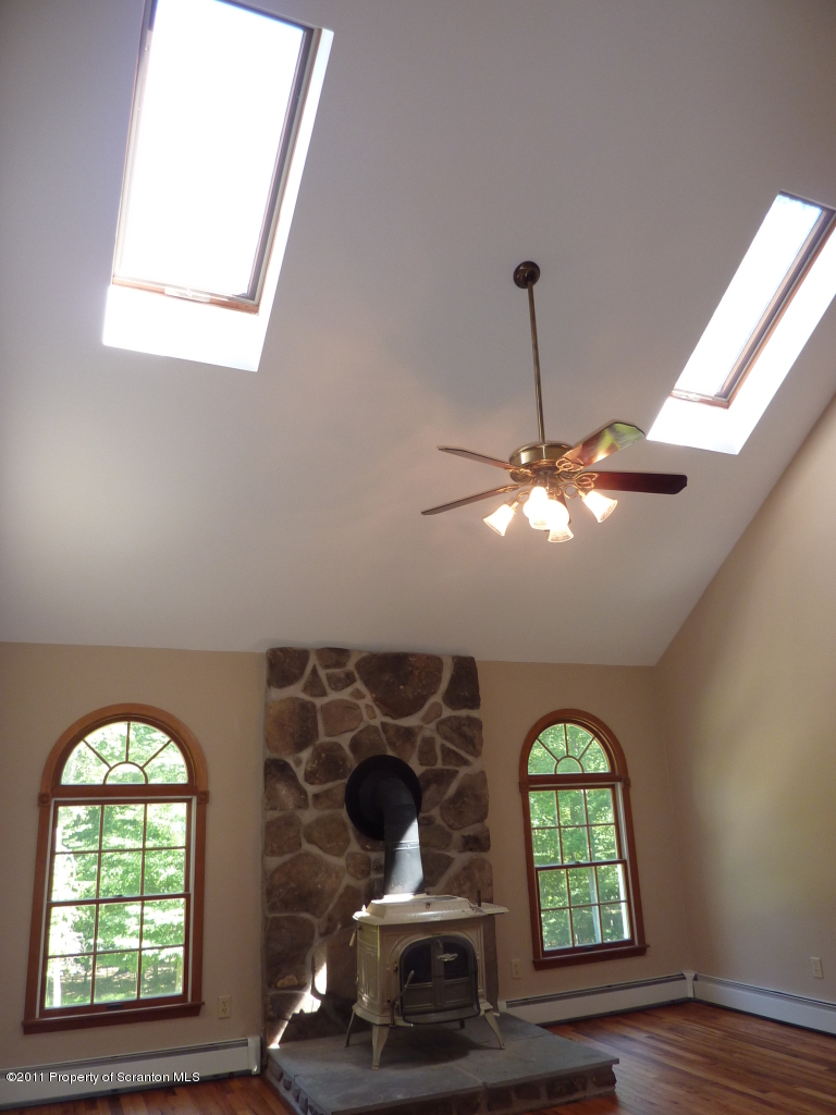 134 Meadowbrook Road Tafton, PA 18464 - Photo 10 of 52 Gallery Image 10