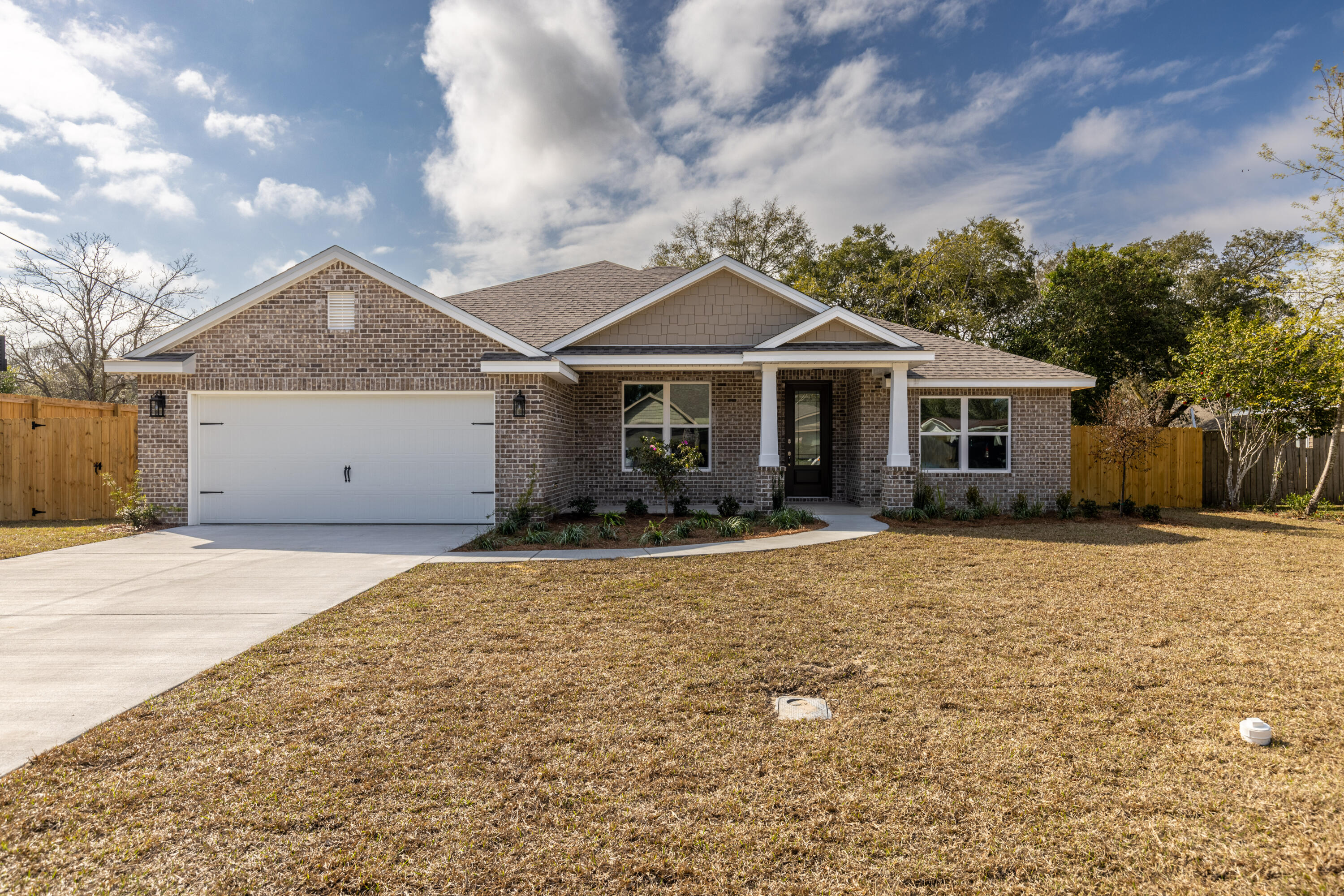 502 Manchester Road Fort Walton Beach, FL 32547 - Photo 2 of 28 Gallery Image 2