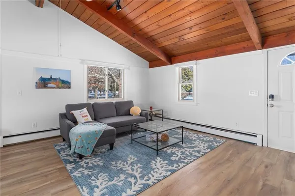 $2,200 | 84 Oak Street, South Kingstown, RI 02879