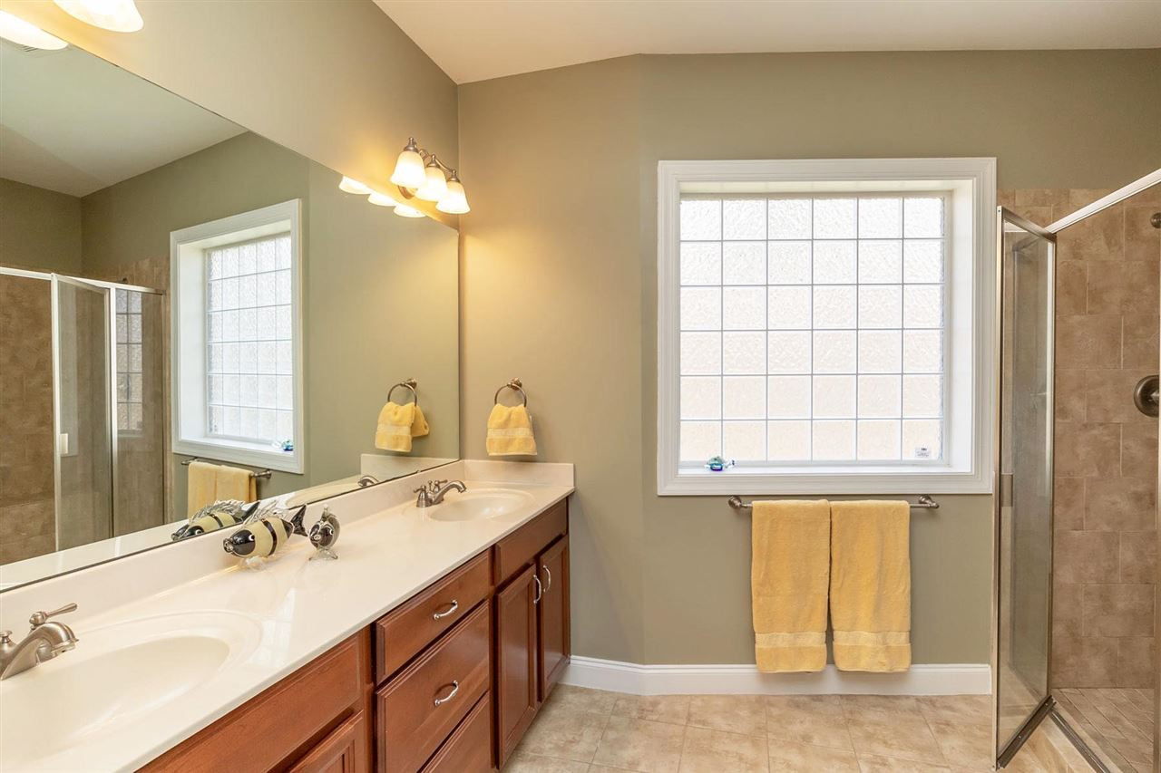 5912 Greenevers Drive Raleigh, NC 27613 - Photo 18 of 29 Master Bath