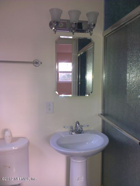 1715 Samontee Road Jacksonville, FL 32211 - Photo 13 of 18 Master Bath
