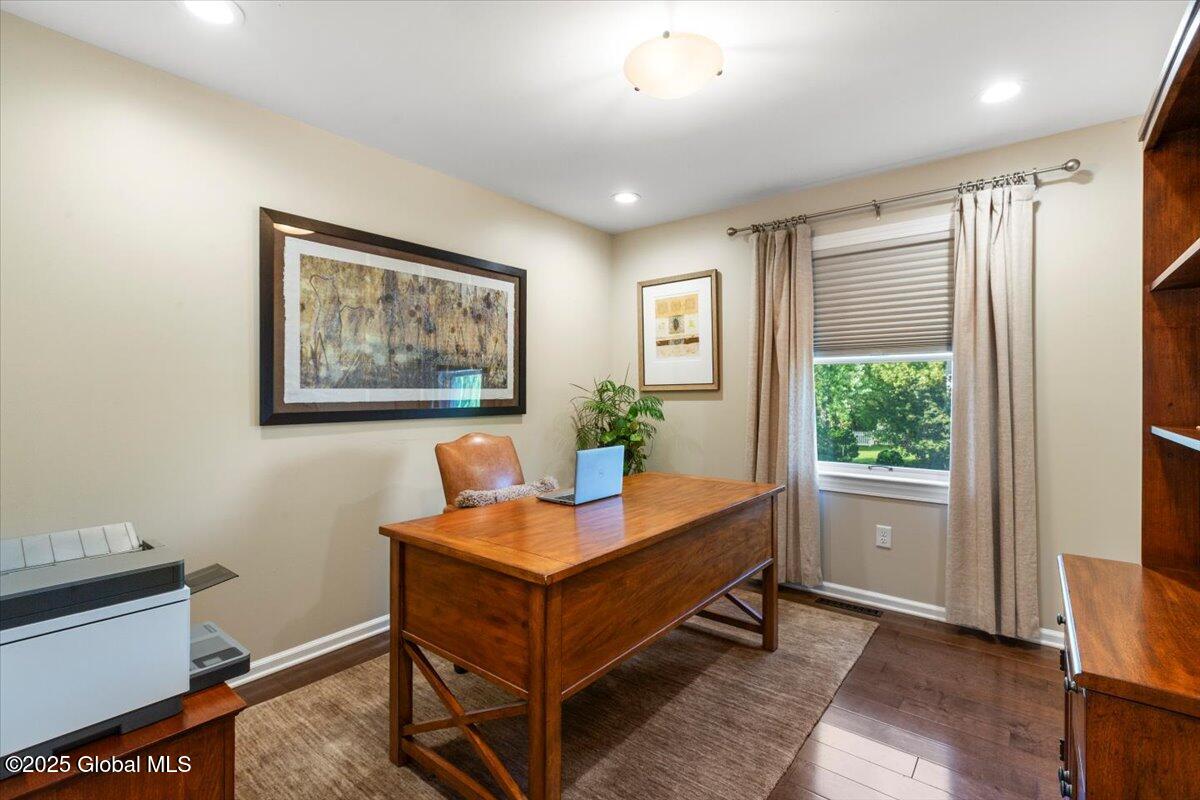 14 Wyngate Road Bethlehem, NY 12077 - Photo 32 of 57 25-MW2_5768