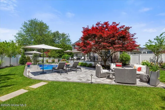 $635,000 | 14 Wyngate Road, Bethlehem, NY 12077