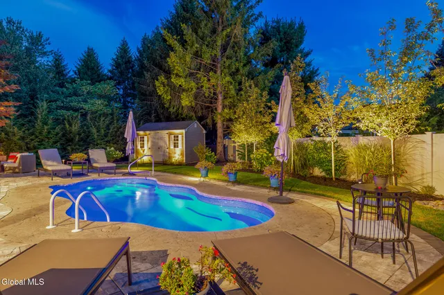 $635,000 | 14 Wyngate Road, Bethlehem, NY 12077