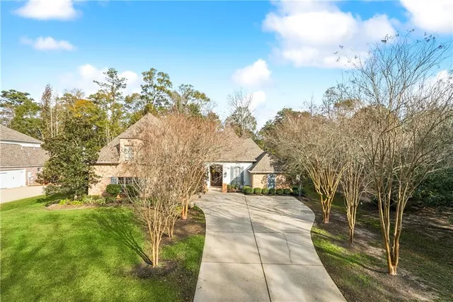 $669,000 | 164 Glendurgan Way, Madisonville, LA 70447