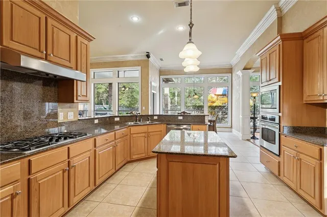 $669,000 | 164 Glendurgan Way, Madisonville, LA 70447