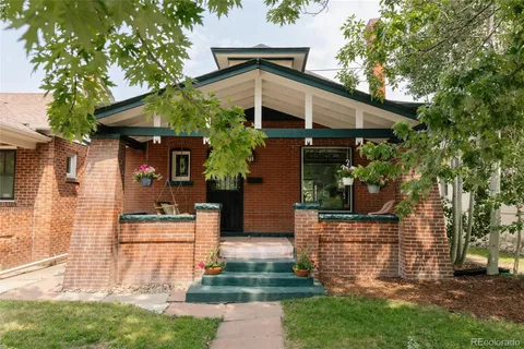 $795,000 | 210 South Emerson Street, Denver, CO 80209