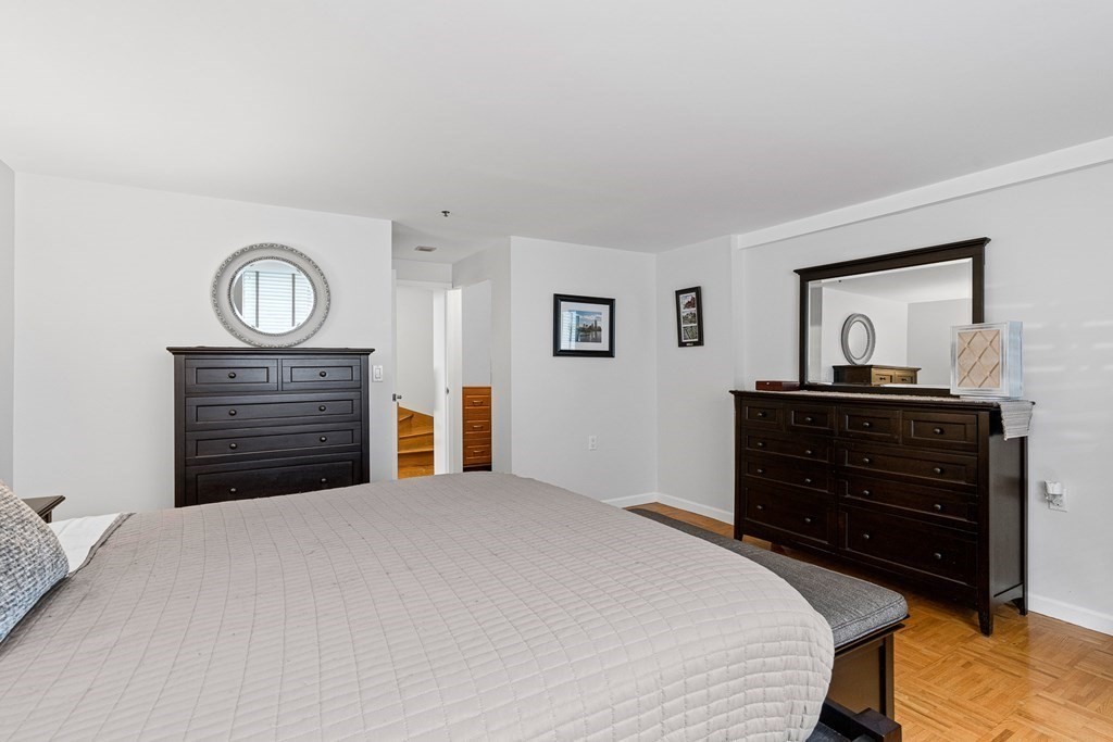 357 Commercial Street, Unit 17 Boston, MA 02109 - Photo 11 of 20