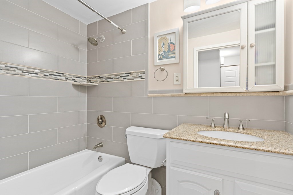 357 Commercial Street, Unit 17 Boston, MA 02109 - Photo 12 of 20